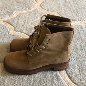 Brand new dkny  suede and leather inside boots